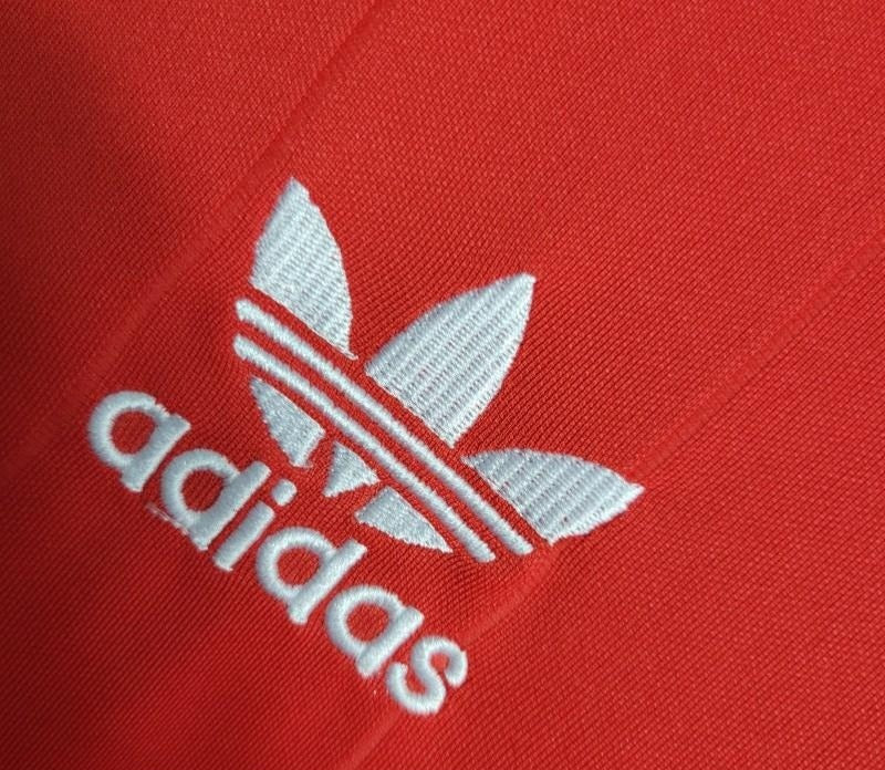 Retro Manchester United Home 98/99