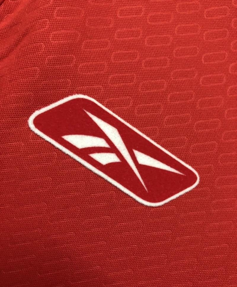 Retro Liverpool Home Jersey 04/05