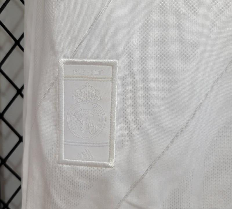 Retro Real Madrid Home Jersey  17/18