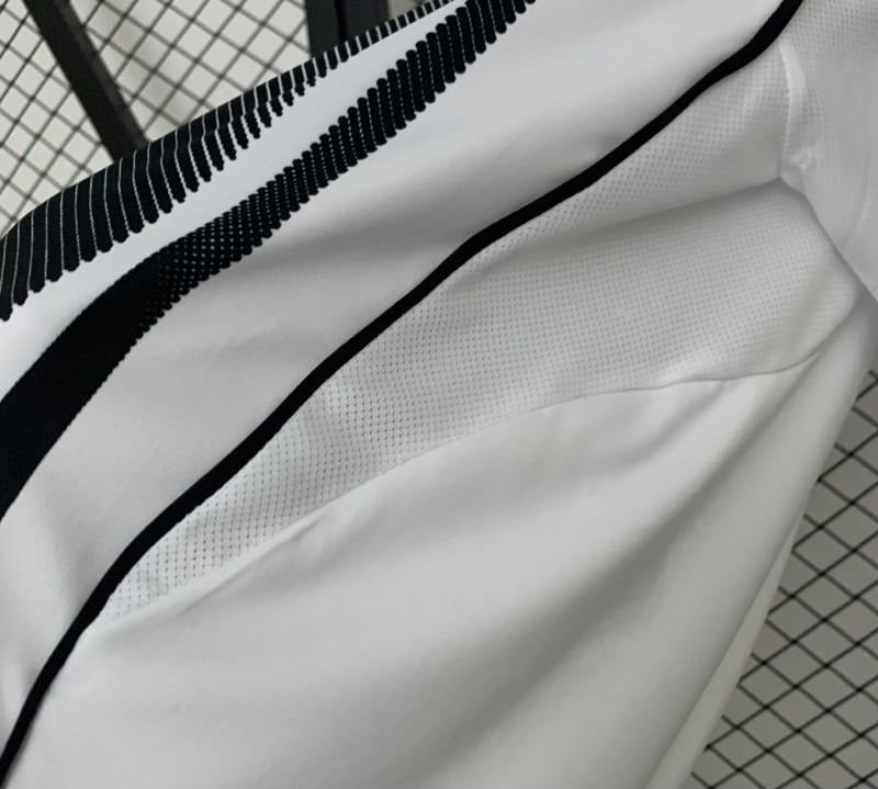 Juventus short sleeve jersey