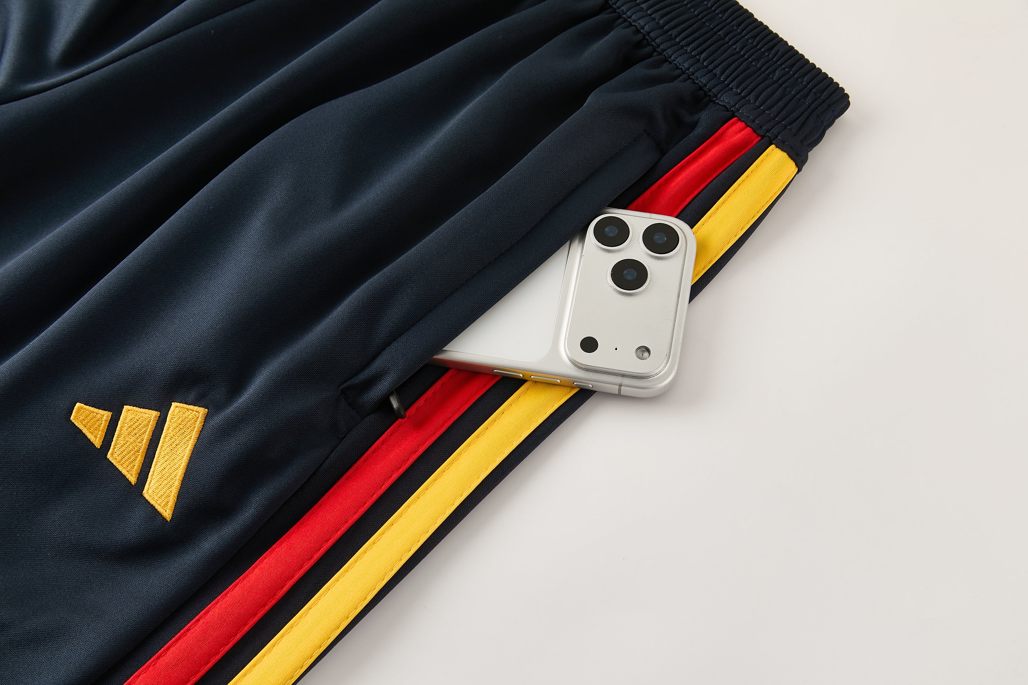 Spain Half Zipper Training Suit 26/27